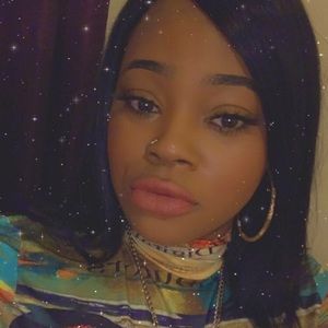 Meet your Posher, Shanee